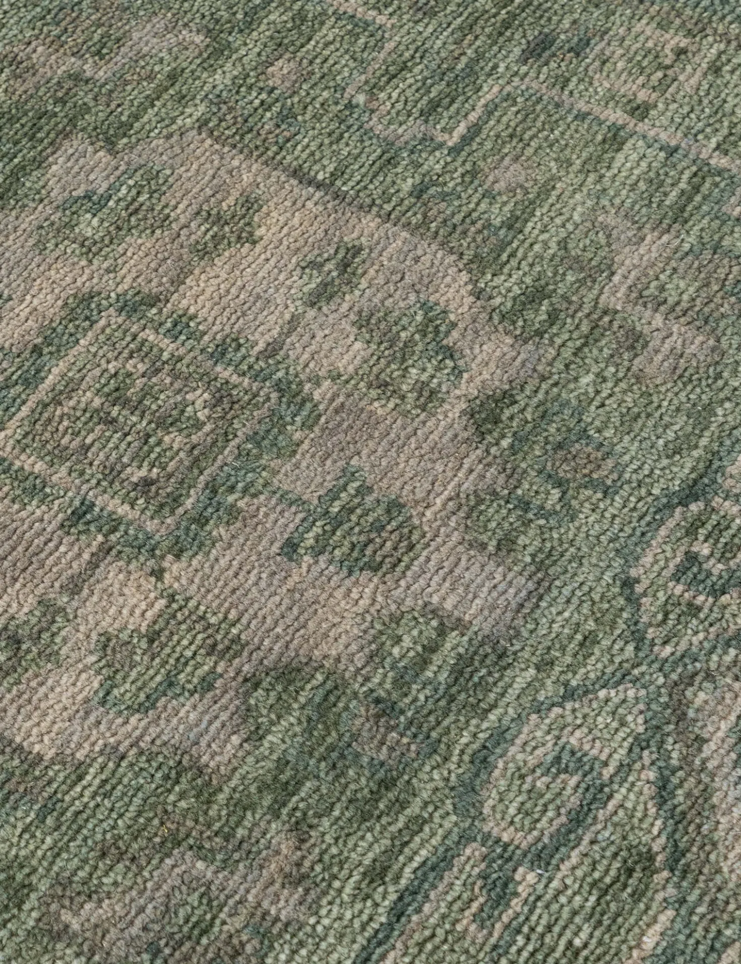 Sovana Hand-Knotted Wool Rug