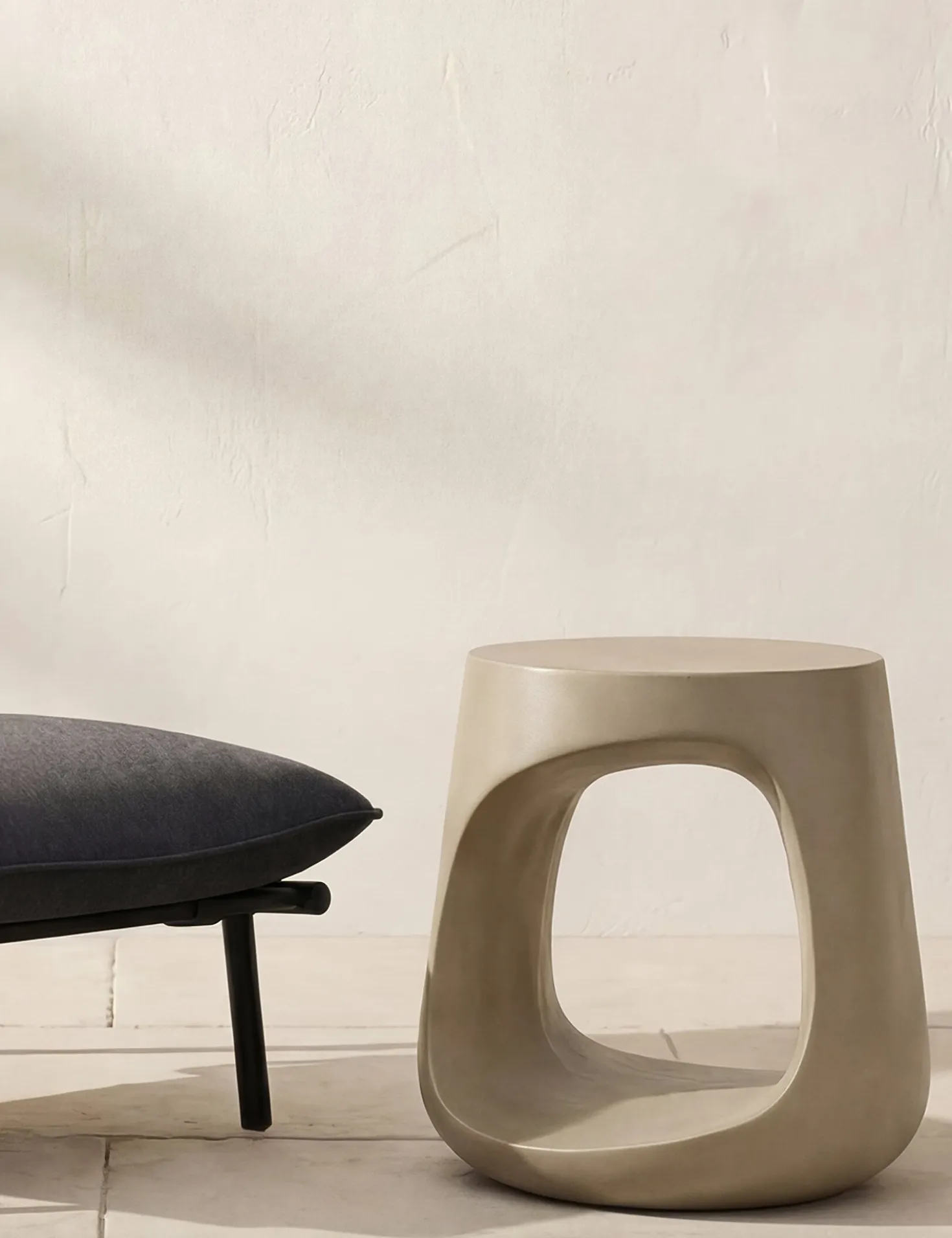 Sowa Indoor / Outdoor Side Table