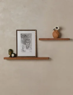 Suela Shelf