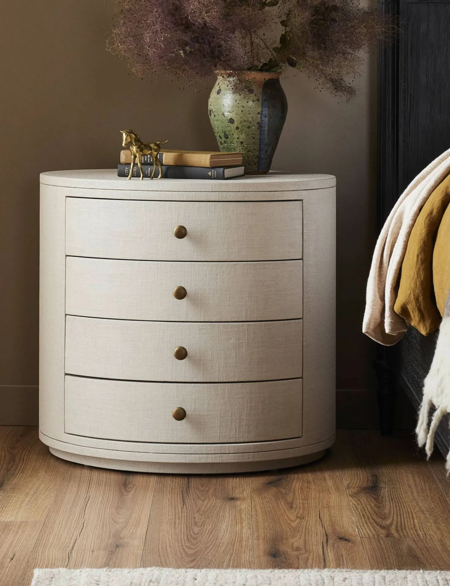 Tabea Nightstand