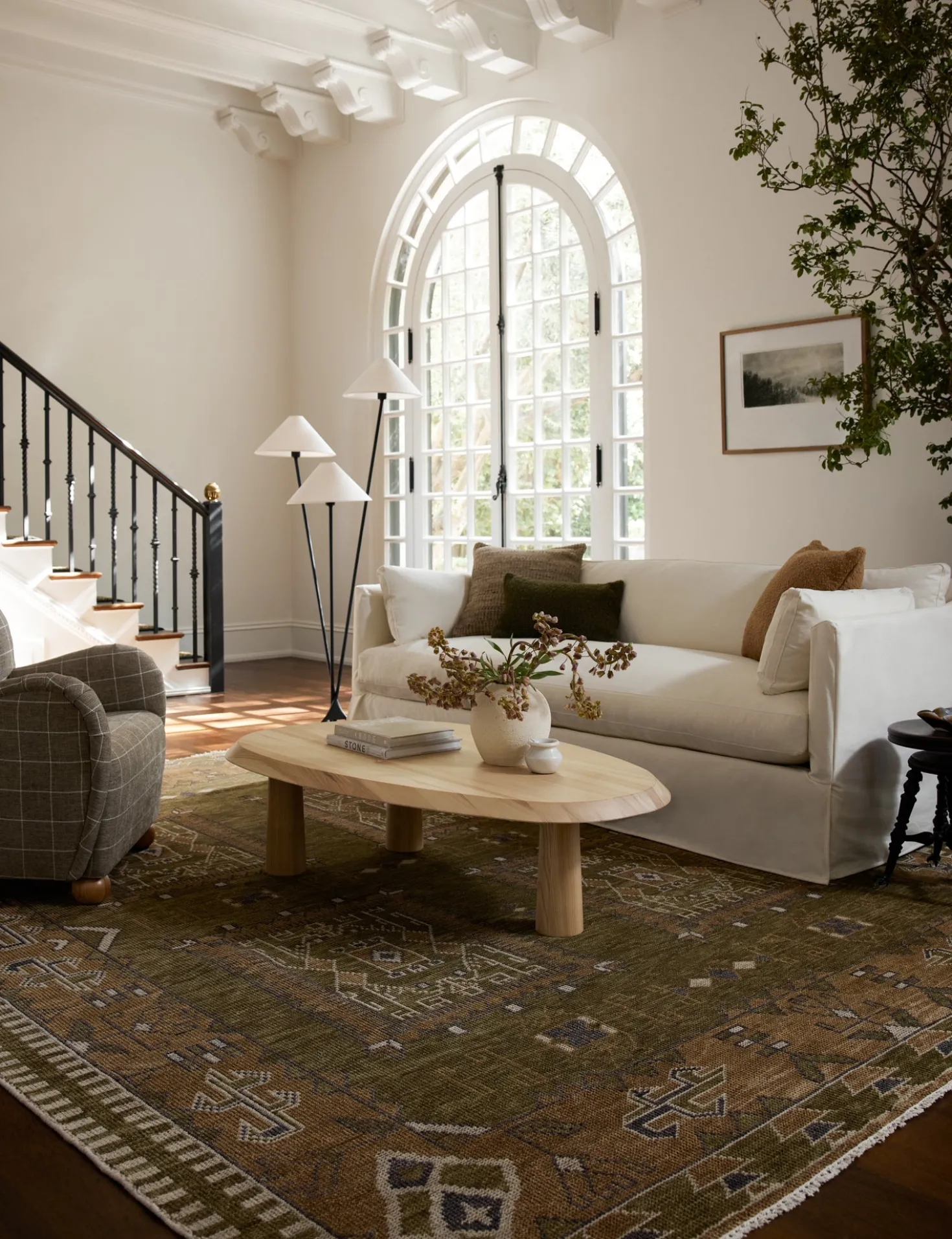 Tahj Hand-Knotted Wool Rug