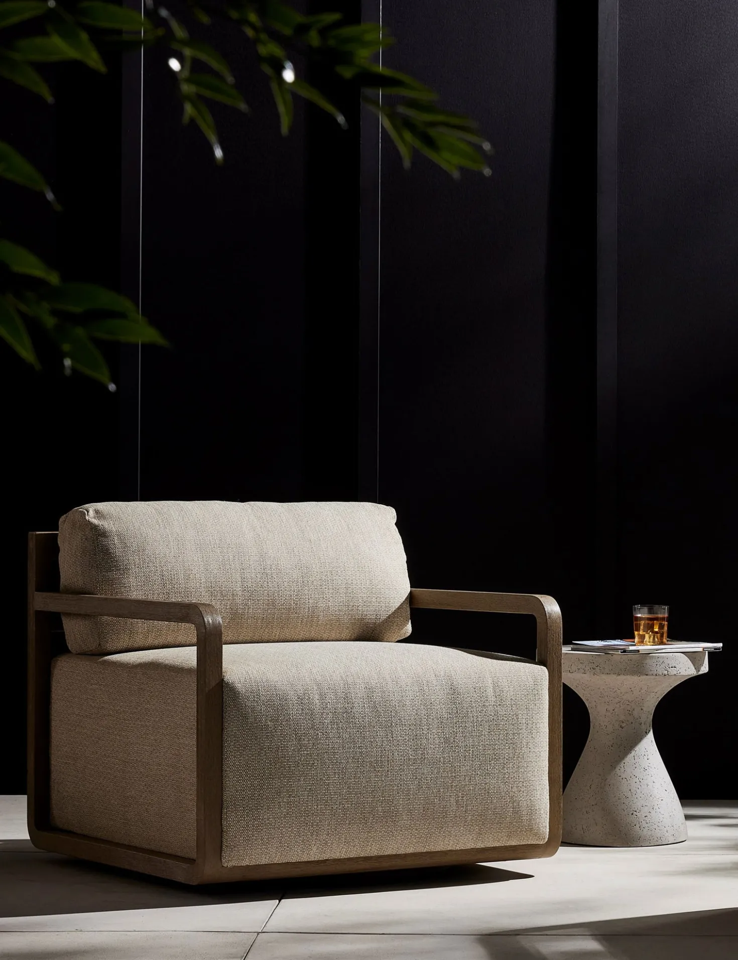 Tamika Indoor / Outdoor Swivel Chair