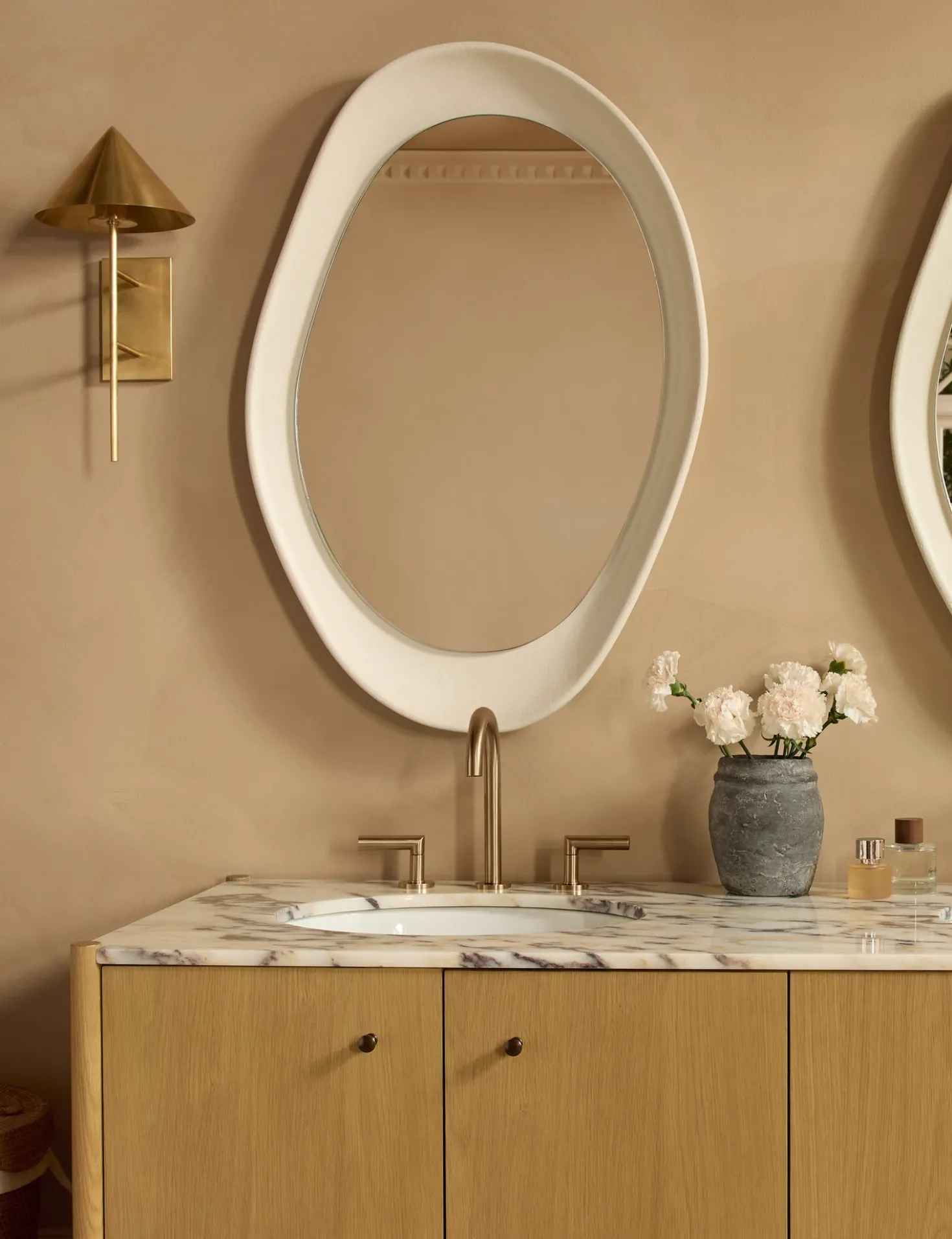 Thierry Downlight Sconce