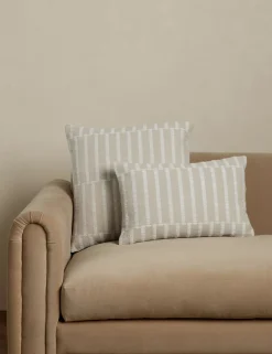 Thisbe Pillow