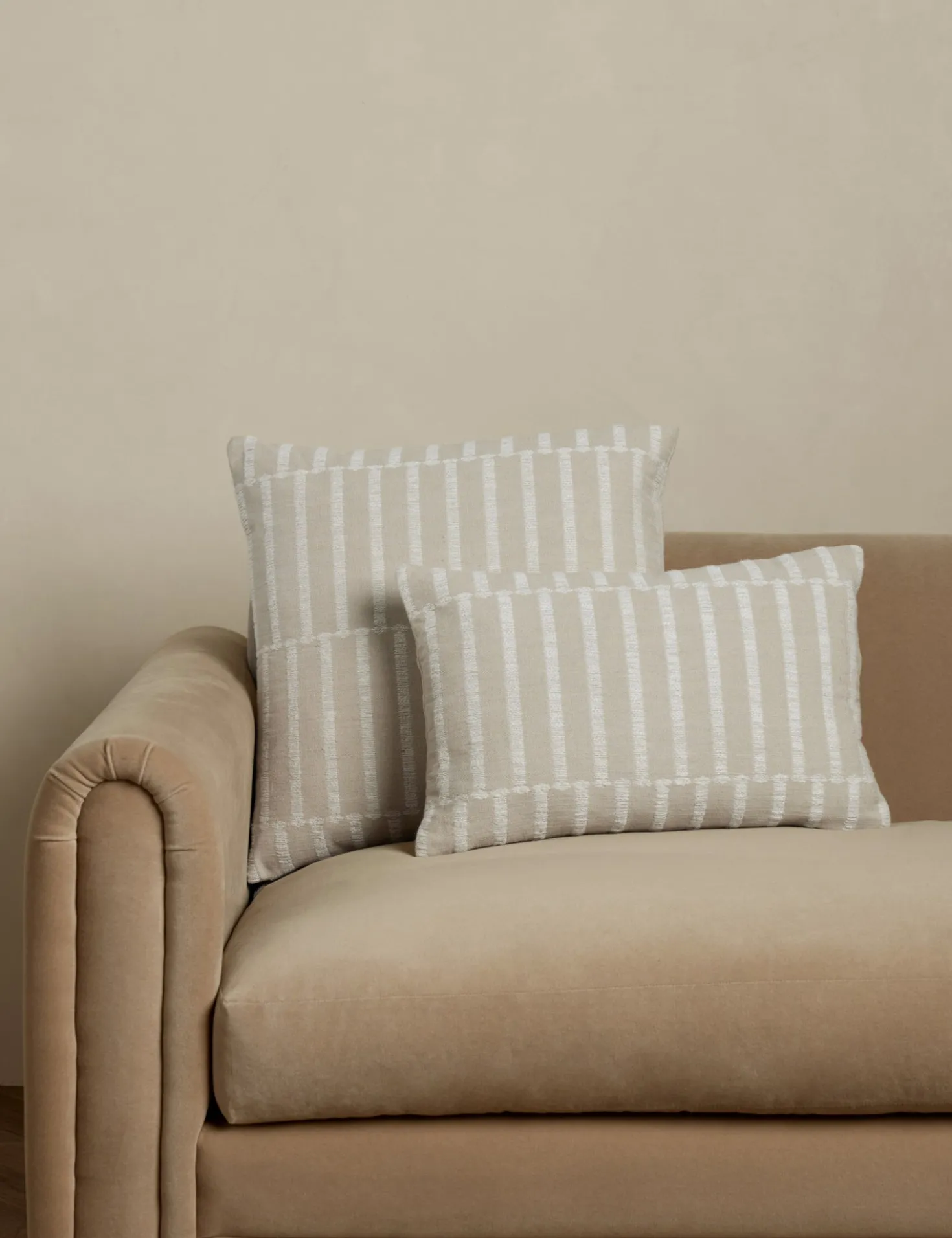 Thisbe Pillow