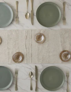 Threads Table Runner by Tallo de Olivo