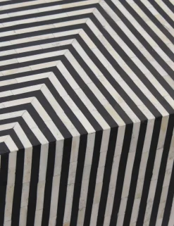 Trendyl Coffee Table