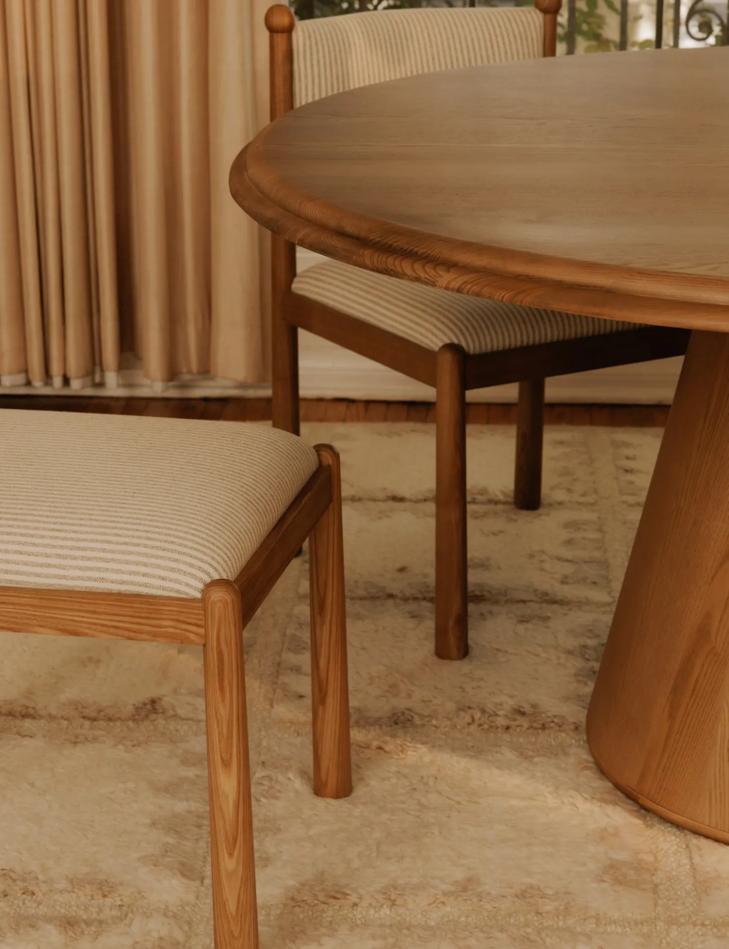 Tutto Round Dining Table by Gillian Segal for Moe's