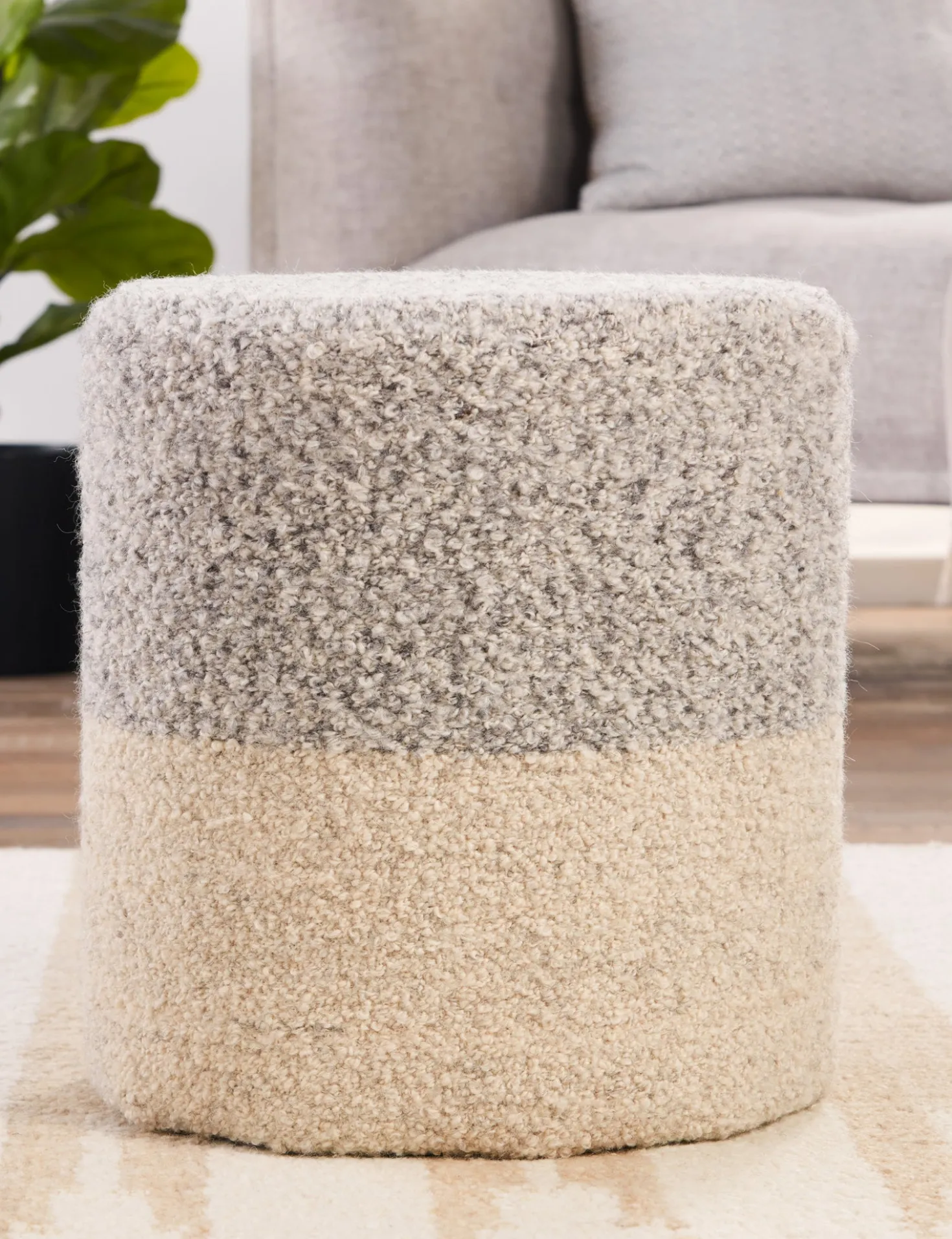 Ulla Pouf