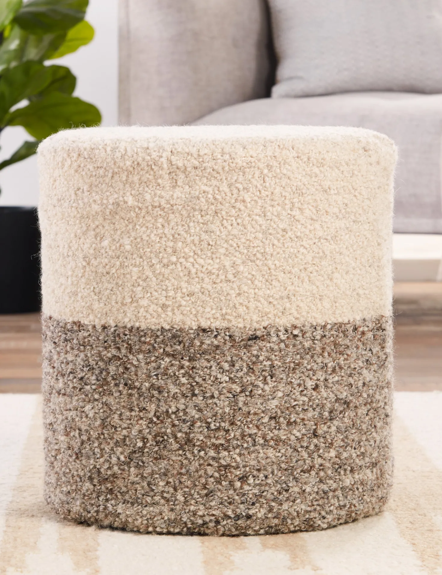 Ulla Pouf