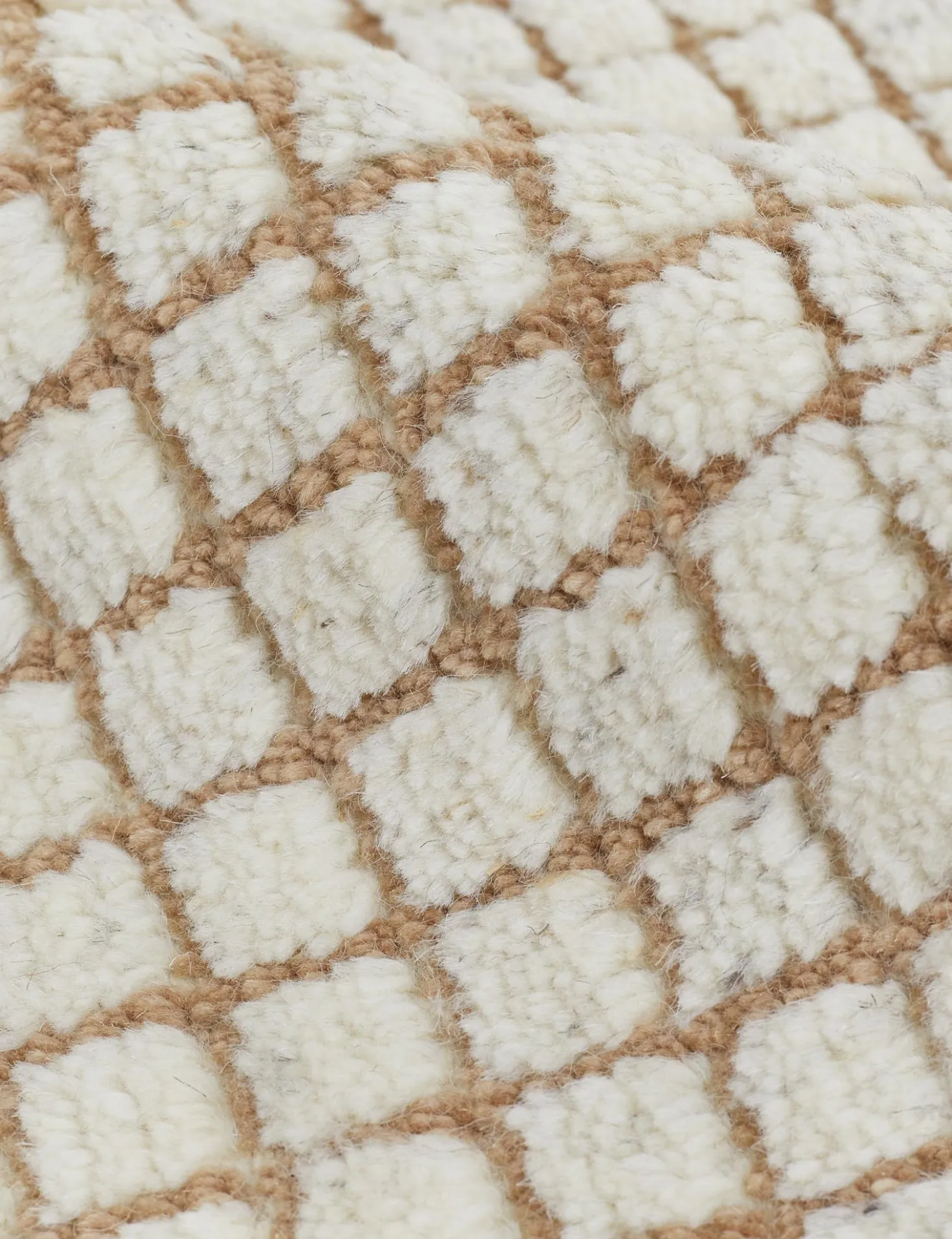 Uma Hand-Knotted Wool Rug