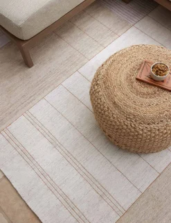 Vela Pouf