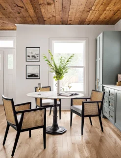 Victoria Round Dining Table