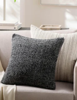 Vidal Pillow