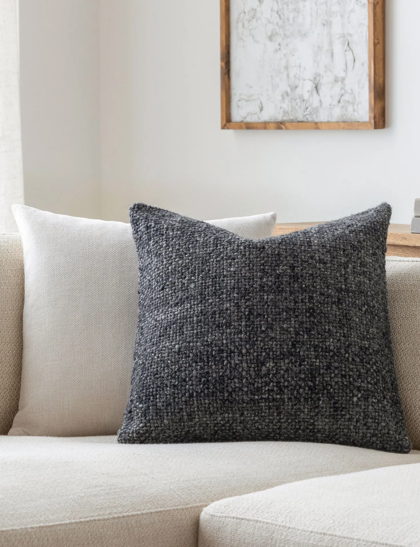 Vidal Pillow