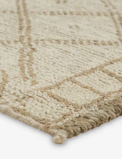Vintage Moroccan Hand-Knotted Wool Rug No. 16, 5'5" x 9'5"