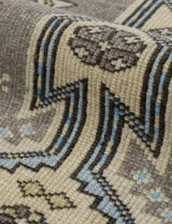 Vintage Turkish Hand-Knotted Wool Rug No. 563, 4'6