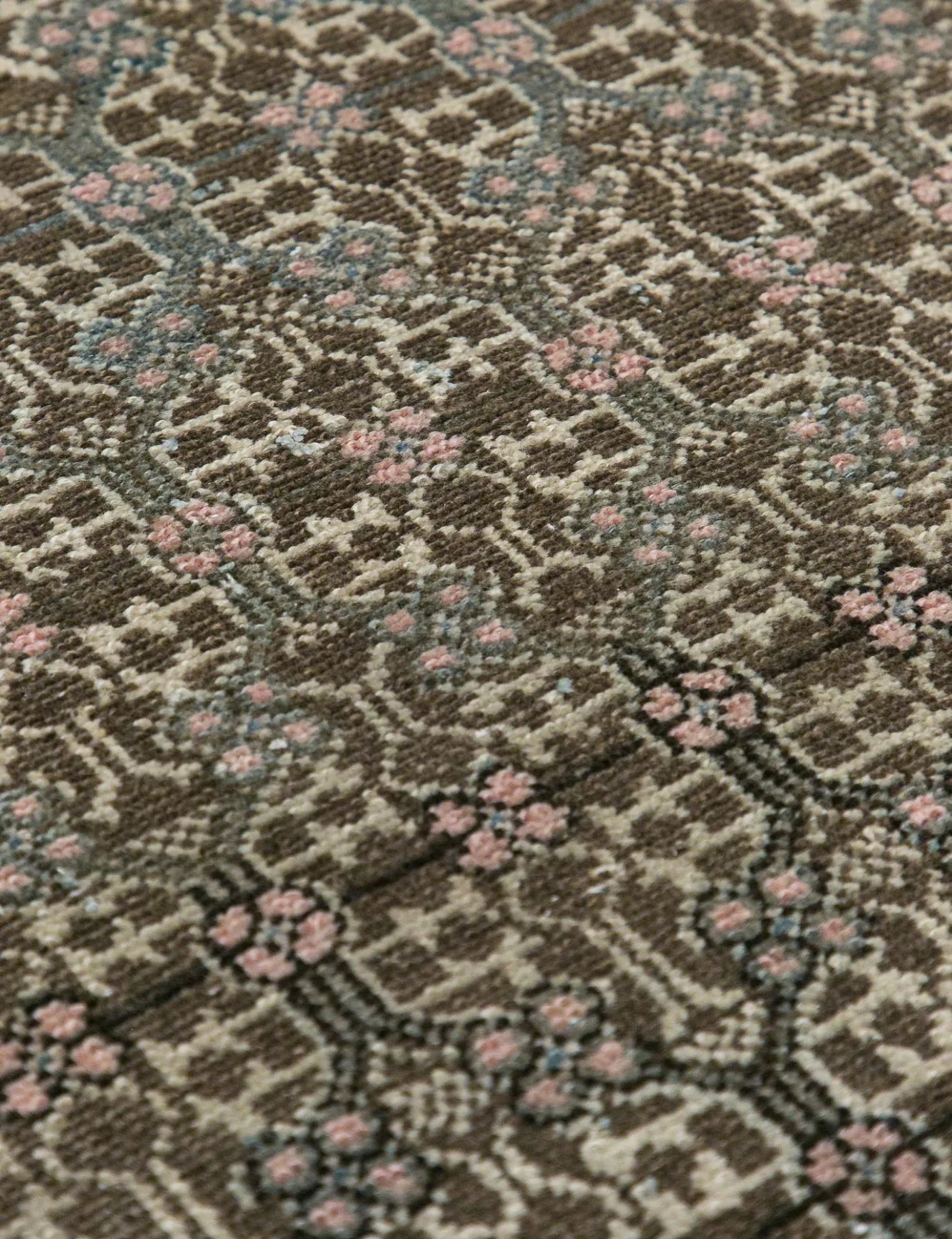 Vintage Turkish Hand-Knotted Wool Rug No. 450, 4'1" x 6'5"