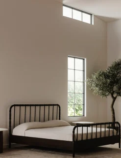 Wallis Platform Bed