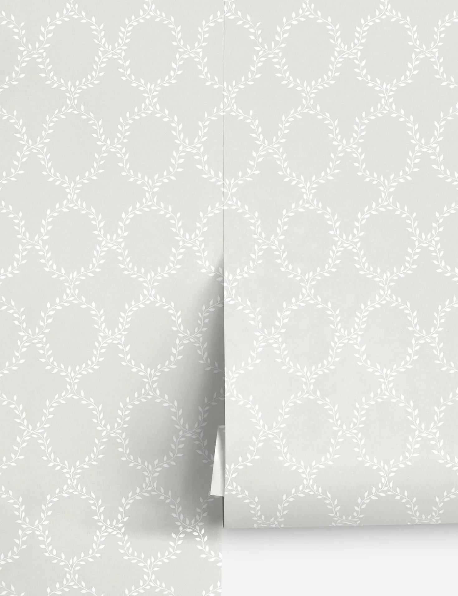 Wilma Wallpaper by Scalamandre