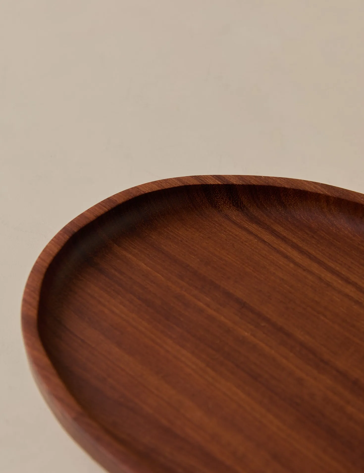 Wood Leaf Tray by Itza Wood