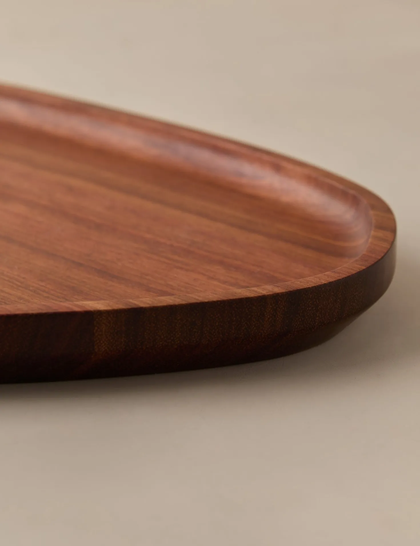 Wood Leaf Tray by Itza Wood