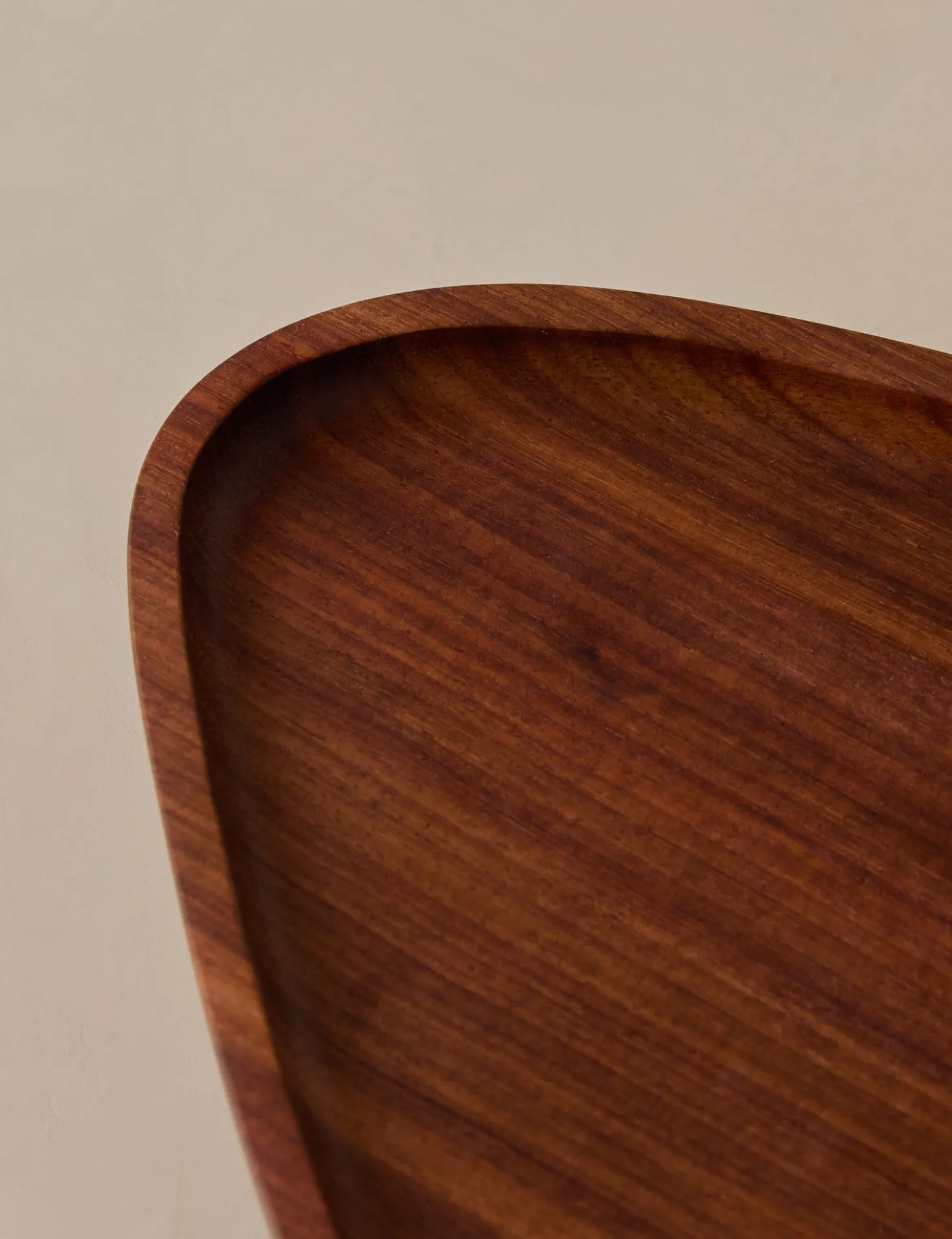 Wood Leaf Tray by Itza Wood