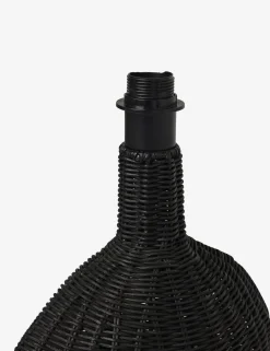 Yarrow Table Lamp