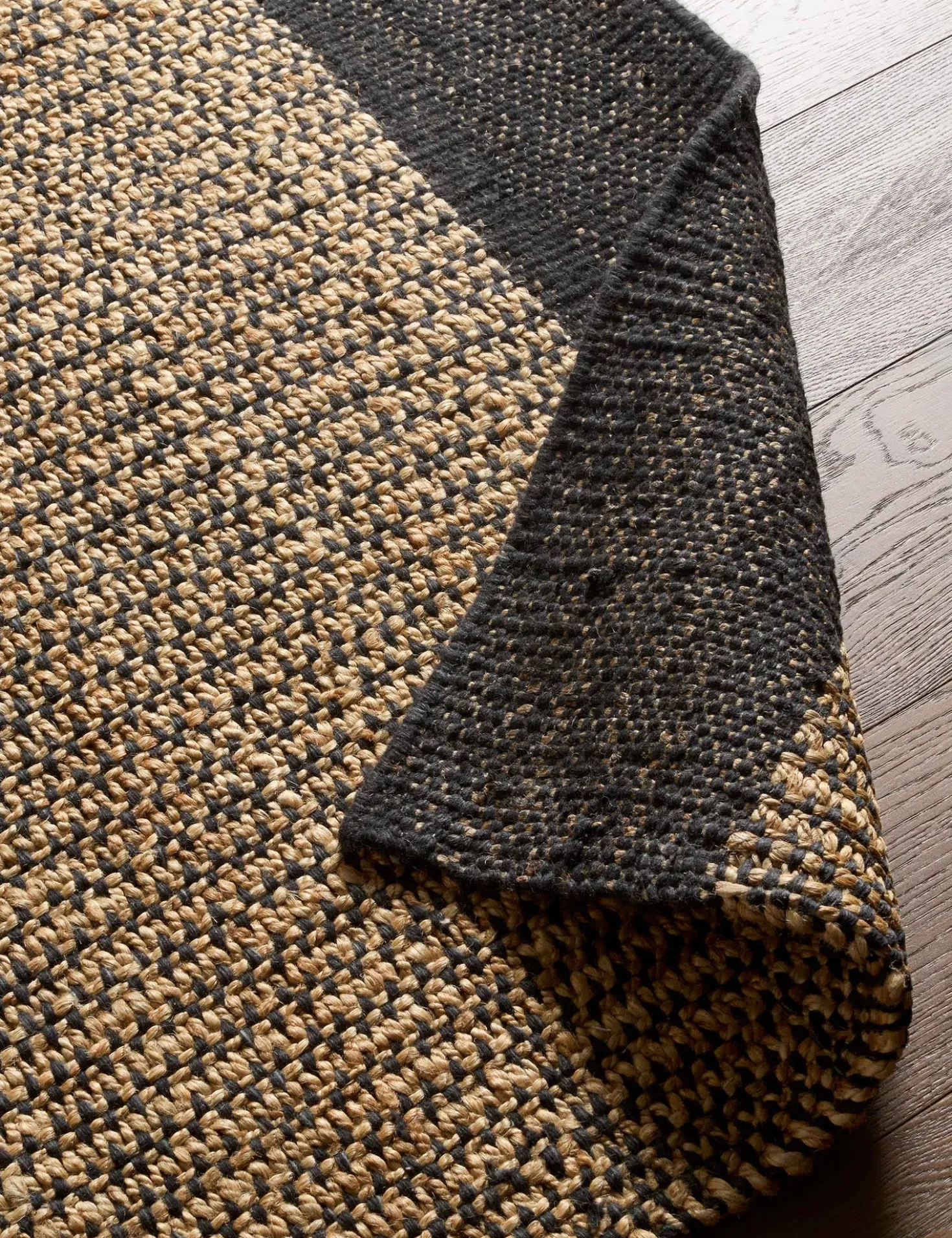 Yves Handwoven Jute Rug