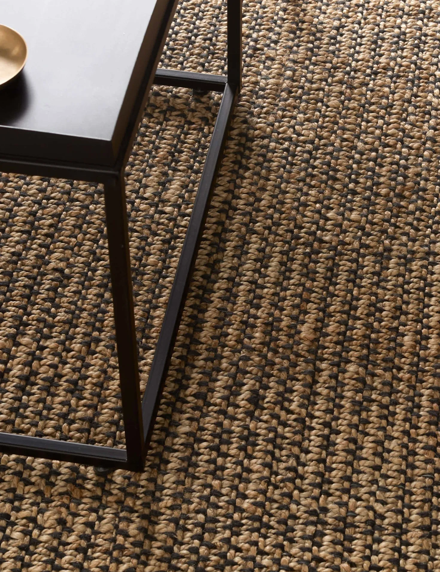 Yves Handwoven Jute Rug