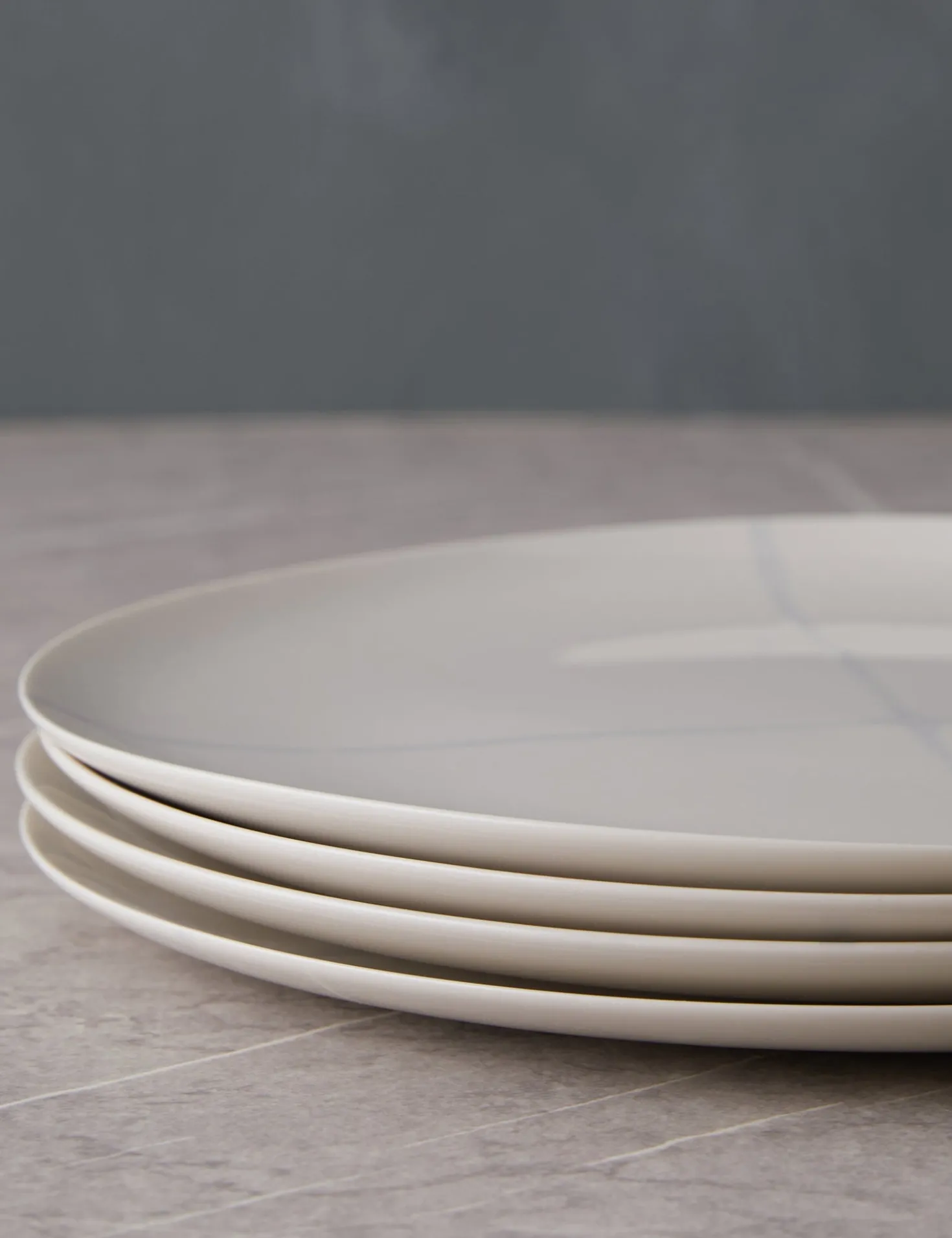 Zuma Porcelain Dinnerware by Kelly Wearstler x Serax