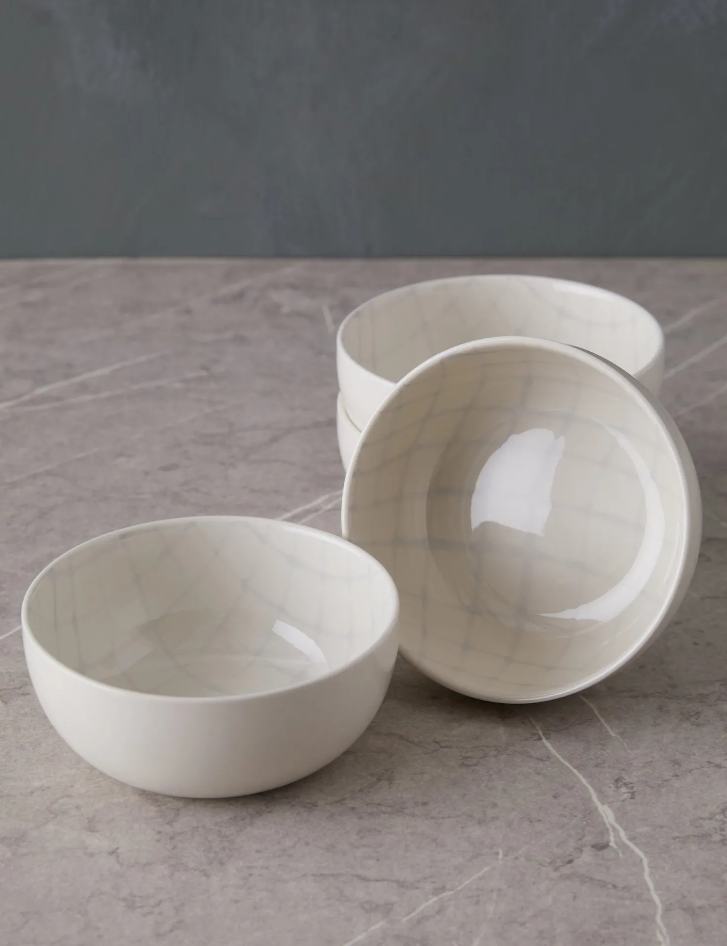 Zuma Porcelain Dinnerware by Kelly Wearstler x Serax