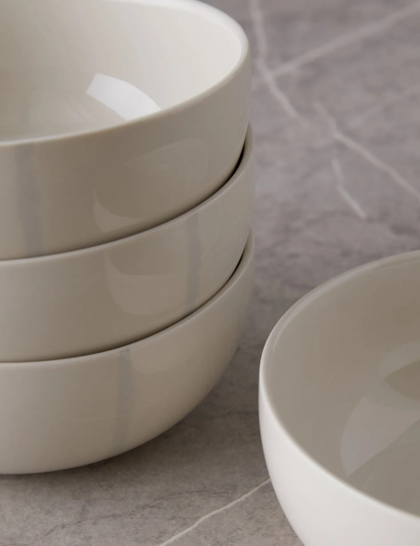 Zuma Porcelain Dinnerware by Kelly Wearstler x Serax