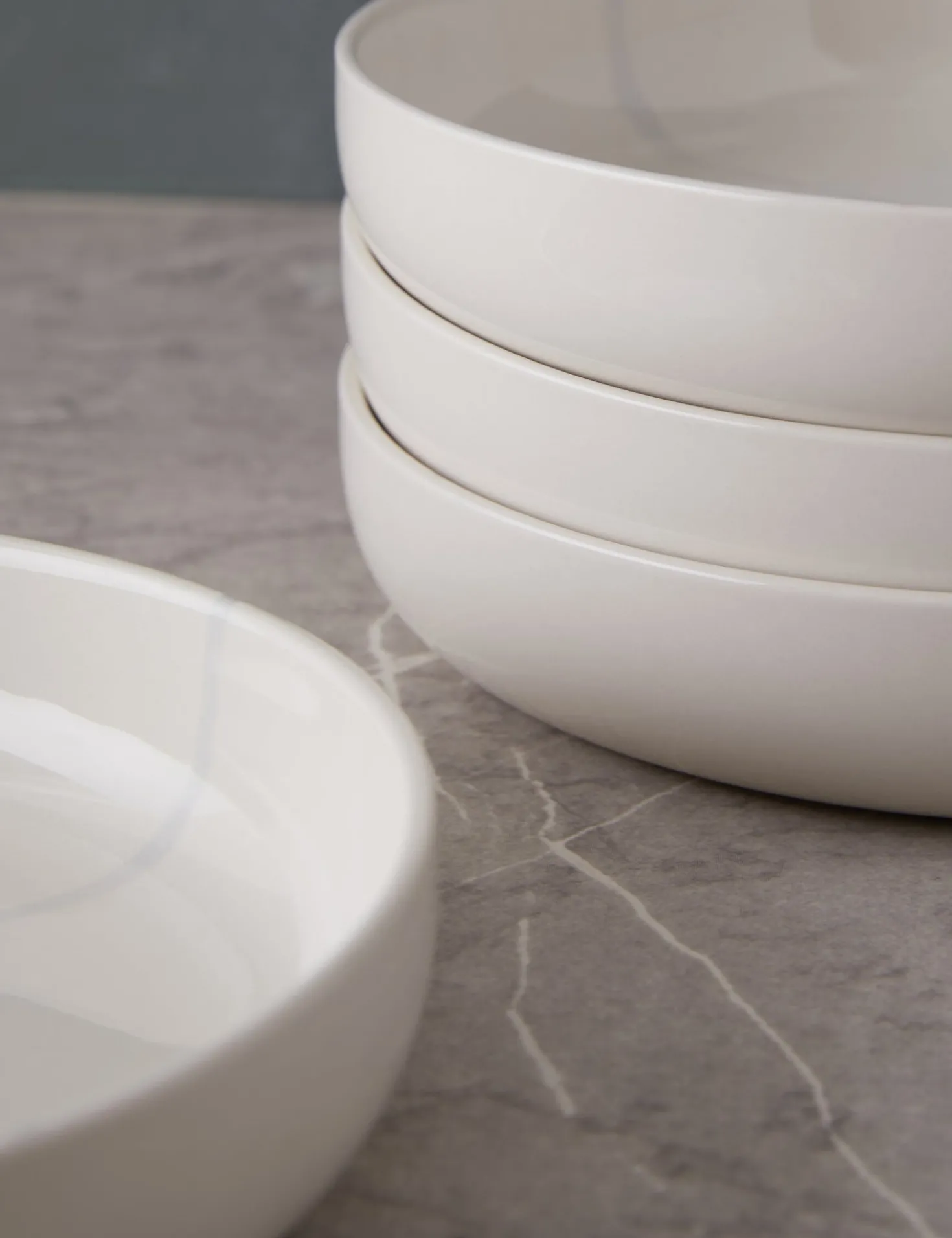Zuma Porcelain Dinnerware by Kelly Wearstler x Serax