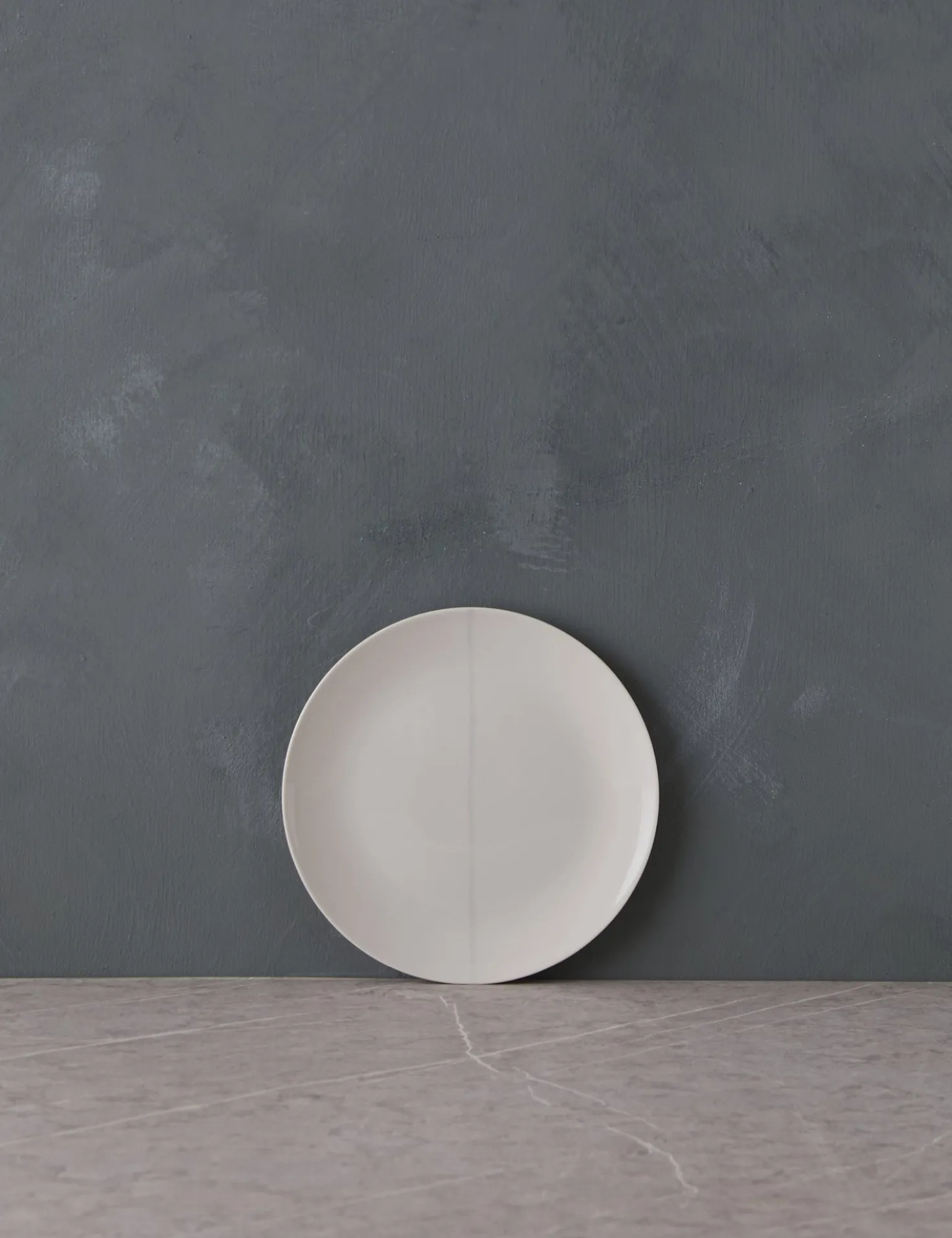Zuma Porcelain Dinnerware by Kelly Wearstler x Serax