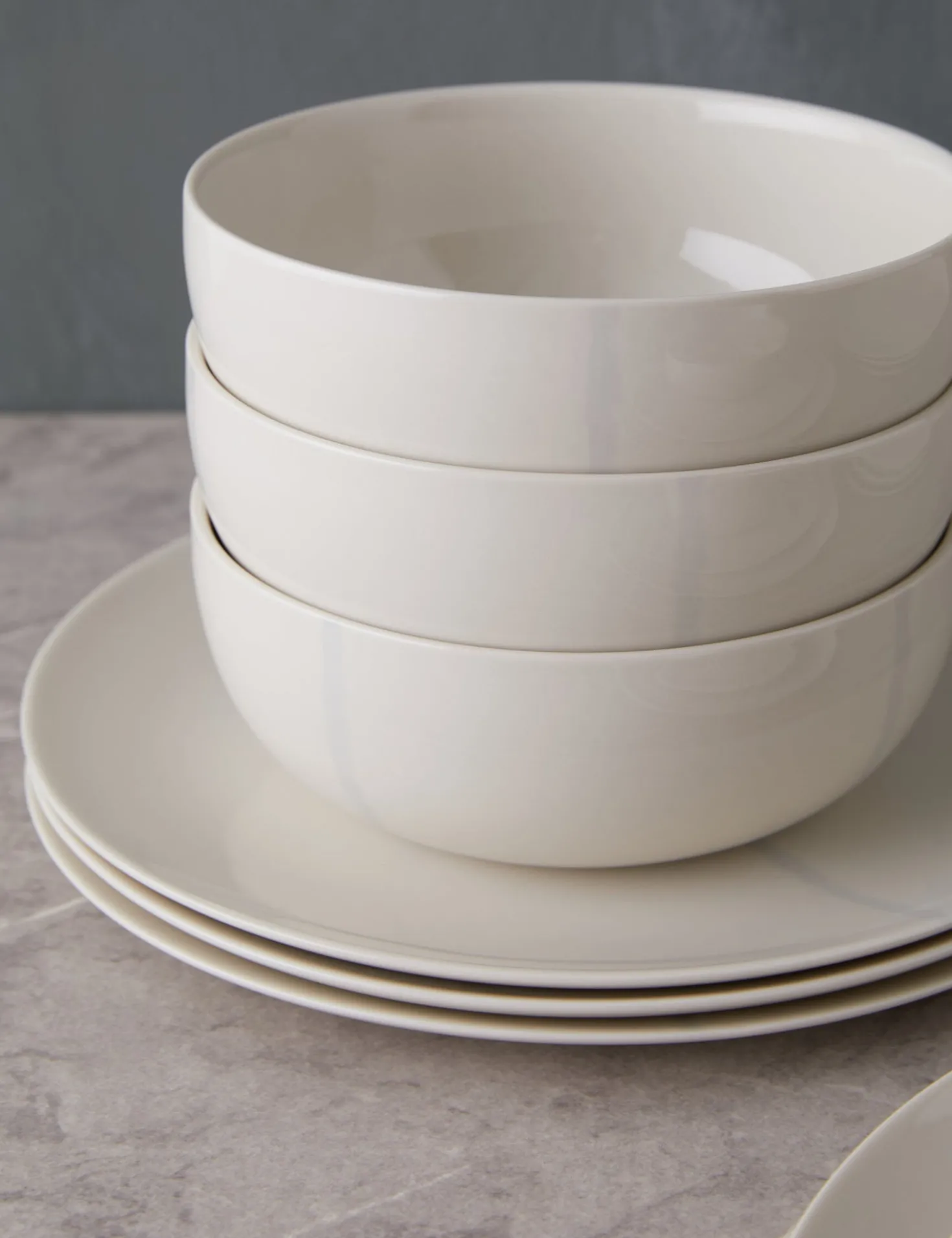 Zuma Porcelain Dinnerware by Kelly Wearstler x Serax